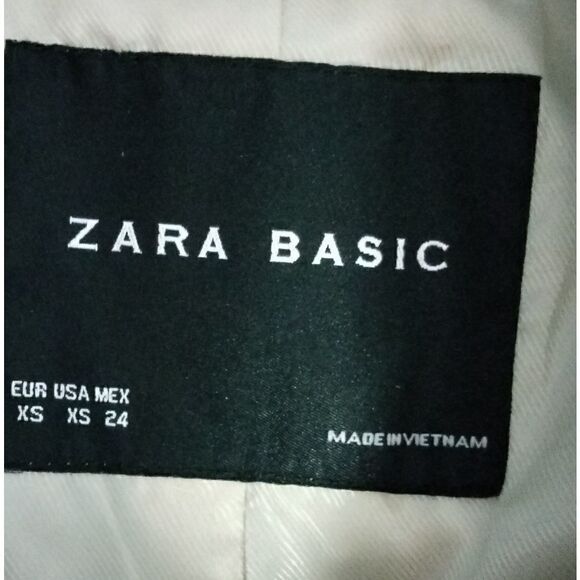 "Zara Basic" woman's coat 🧥 - Picture 5 of 7